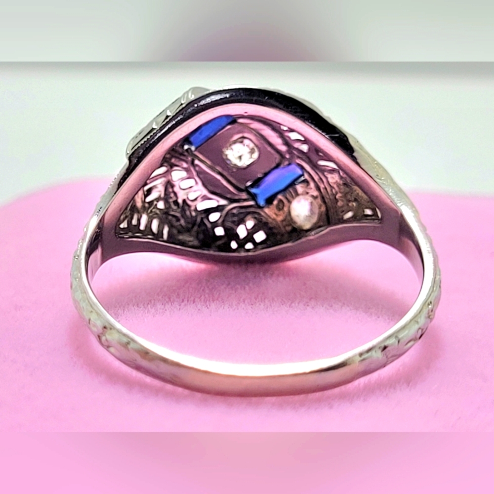 VINTAGE ESTATE 1950s ART DECO 18k Solid White Gold Blue Saphire and Diamond Ring - Picture 4 of 9